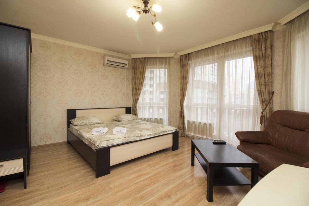 Apartment Pervomayskaya 15 فولغوغراد المظهر الخارجي الصورة